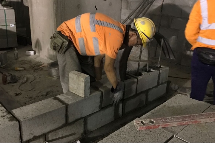 1e958c5b-e538-40f7-a982-e9c6f87dd704